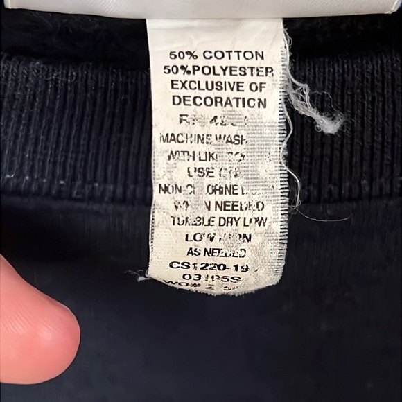 Vintage Notre Dame Champion Unisex Crewneck Sweatshirt Stitched Navy Blue Md Y2K - Picture 6 of 8